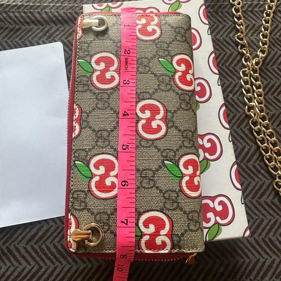 Gucci Crossbody zipped wallet - Picture 13 of 14